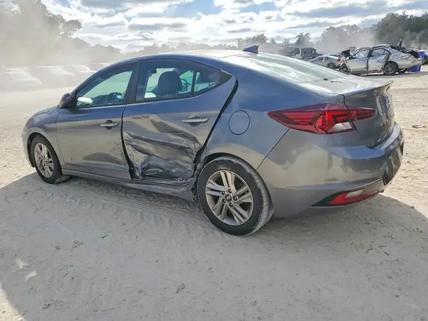 5NPD84LF9KH407385 — 2019 Hyundai Elantra, фото 2 с аукциона Copart, Боковая часть