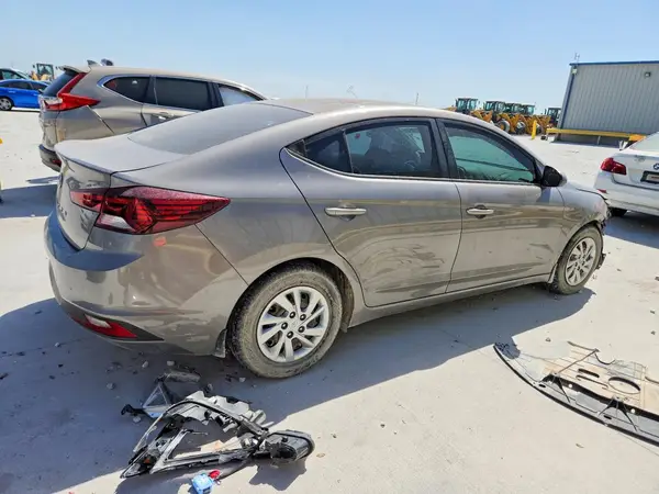KMHD74LF1LU919177 — 2020 Hyundai Elantra, фото 3 с аукциона Copart, Повреждения со всех сторон