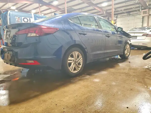 5NPD84LF6LH510166 — 2020 Hyundai Elantra, фото 3 с аукциона Copart 13.10.2026, Передняя часть