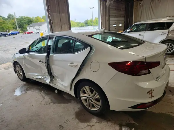 5NPD84LF4LH565070 — 2020 Hyundai Elantra, фото 2 с аукциона Copart, Боковая часть