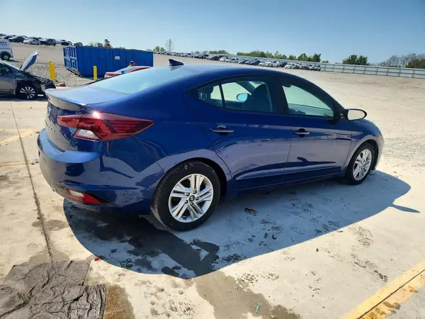 5NPD84LF6LH573123 — 2020 Hyundai Elantra, фото 3 с аукциона Copart, Механические повреждения