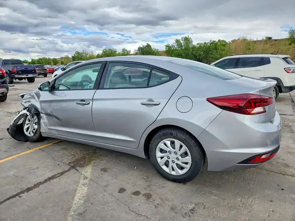 5NPD74LF8LH566158 — 2020 Hyundai Elantra, фото 2 с аукциона Copart, Передняя часть