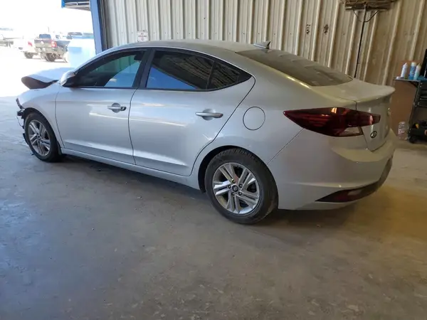 5NPD84LF7LH509561 — 2020 Hyundai Elantra, фото 2 с аукциона Copart, Передняя часть
