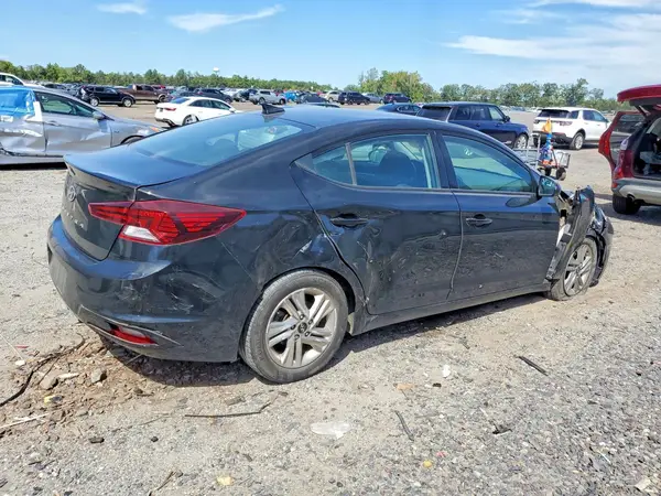 5NPD84LF3LH500856 — 2020 Hyundai Elantra, фото 3 с аукциона Copart, Передняя часть