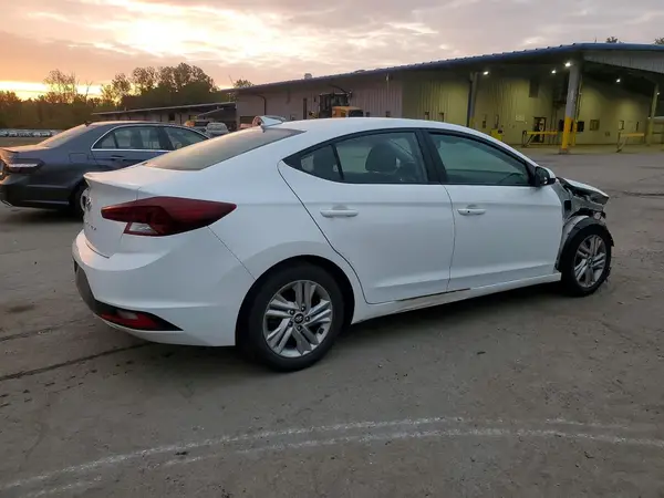 5NPD84LF4LH619225 — 2020 Hyundai Elantra, фото 3 с аукциона Copart, Передняя часть