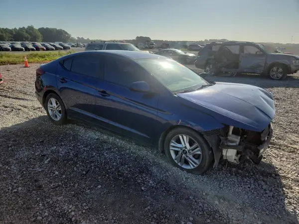 5NPD84LF8LH610298 — 2020 Hyundai Elantra, фото 4 с аукциона Copart, Передняя часть