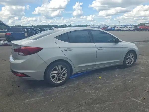 5NPD84LF8LH506930 — 2020 Hyundai Elantra, фото 3 с аукциона Copart, Передняя часть