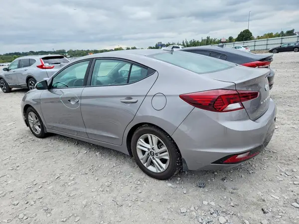 KMHD84LF6LU977587 — 2020 Hyundai Elantra, фото 2 с аукциона Copart, Вандализм