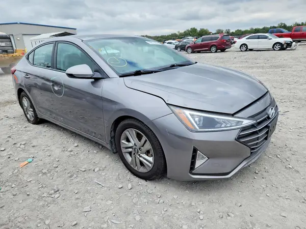 KMHD84LF6LU977587 — 2020 Hyundai Elantra, фото 4 с аукциона Copart, Вандализм