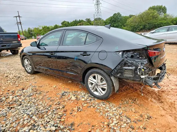 KMHD84LF7LU918631 — 2020 Hyundai Elantra, фото 2 с аукциона Copart, Задняя часть