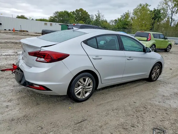5NPD84LF0LH521325 — 2020 Hyundai Elantra, фото 3 с аукциона Copart, Задняя часть