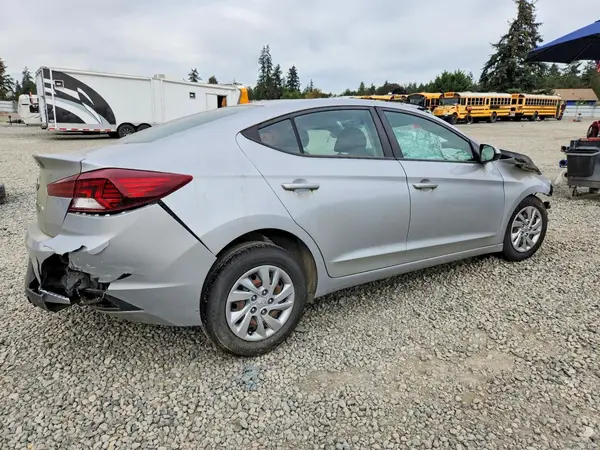 KMHD74LF7LU925937 — 2020 Hyundai Elantra, фото 3 с аукциона Copart, Передняя часть
