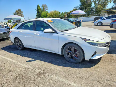 5NPLM4AG3MH001575 — 2021 Hyundai Elantra, фото 4 с аукциона Copart 29.09.2026, Передняя часть