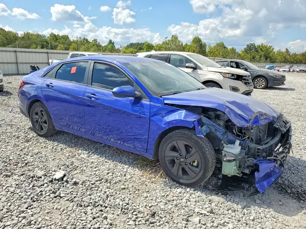 KMHLM4AG3MU121619 — 2021 Hyundai Elantra, фото 4 с аукциона Copart, Передняя часть