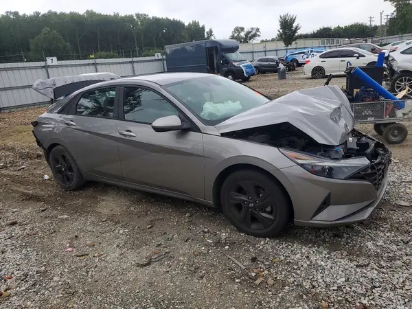 KMHLM4AG1MU127502 — 2021 Hyundai Elantra, фото 4 с аукциона Copart, Передняя часть