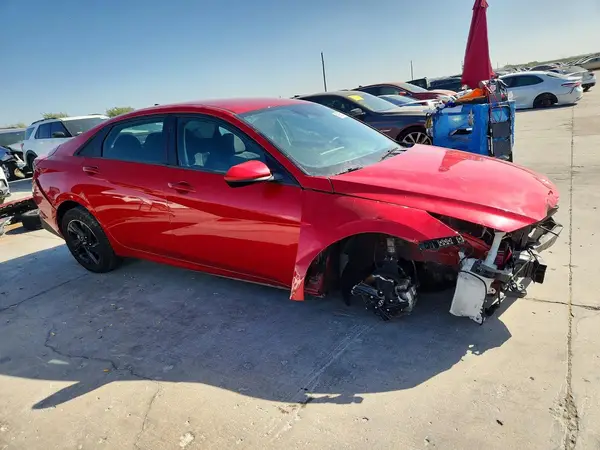 5NPLM4AGXMH052104 — 2021 Hyundai Elantra, фото 4 с аукциона Copart 28.09.2026, Передняя часть