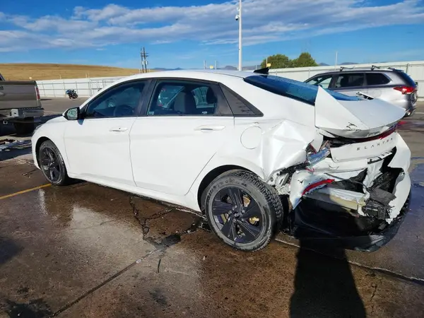 5NPLS4AG0MH020669 — 2021 Hyundai Elantra, фото 2 с аукциона Copart, Задняя часть