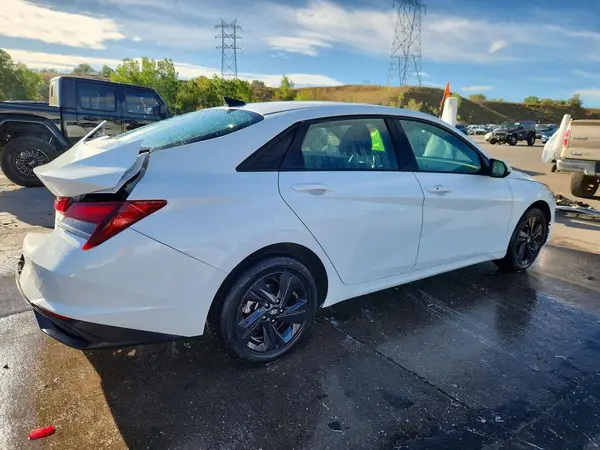 5NPLS4AG0MH020669 — 2021 Hyundai Elantra, фото 3 с аукциона Copart, Задняя часть