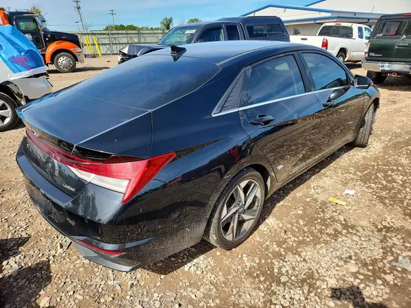 KMHLP4AG2MU171287 — 2021 Hyundai Elantra, фото 3 с аукциона Copart, Передняя часть