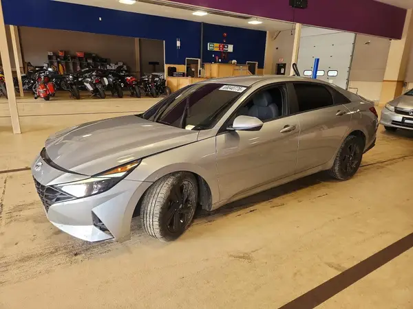 5NPLM4AG2NH072252 — 2022 Hyundai Elantra, Передняя часть (Front End), фото до ремонта