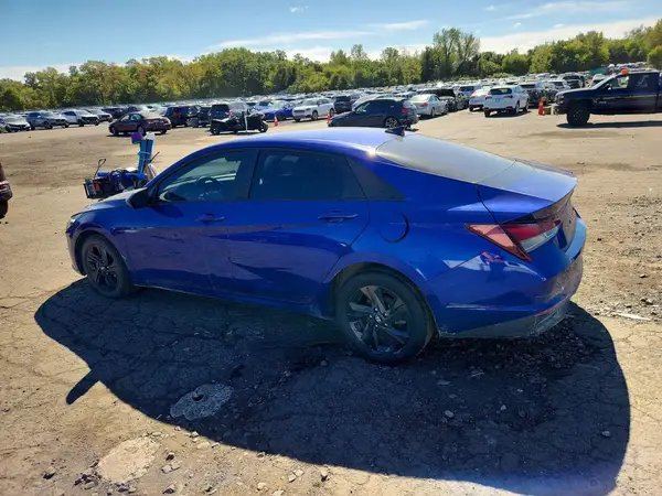 KMHLS4AG7NU336931 — 2022 Hyundai Elantra, фото 2 с аукциона Copart, Передняя часть