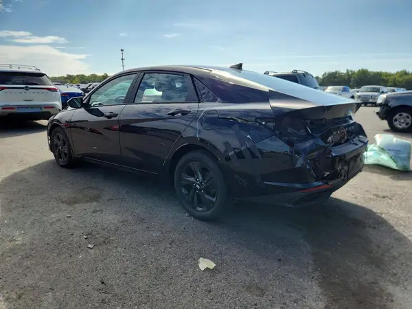 2023 HYUNDAI ELANTRA VIN KMHLM4AG8PU372351 фото 2