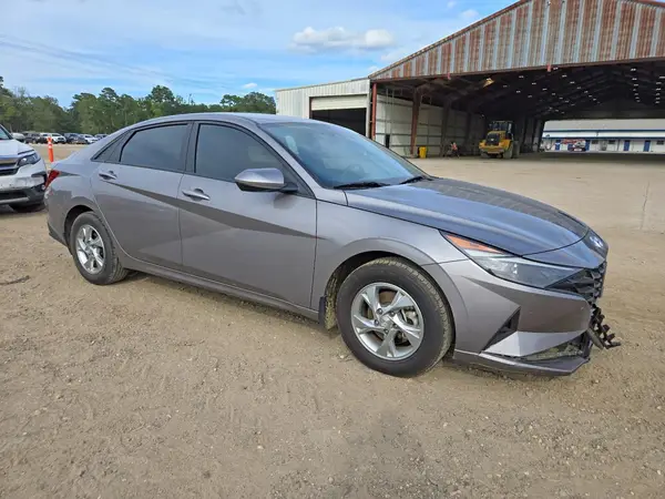 KMHLL4AG0PU575608 — 2023 Hyundai Elantra, фото 4 с аукциона Copart, Передняя часть