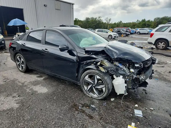 KMHLS4AG9PU576520 — 2023 Hyundai Elantra, фото 4 с аукциона Copart, Передняя часть