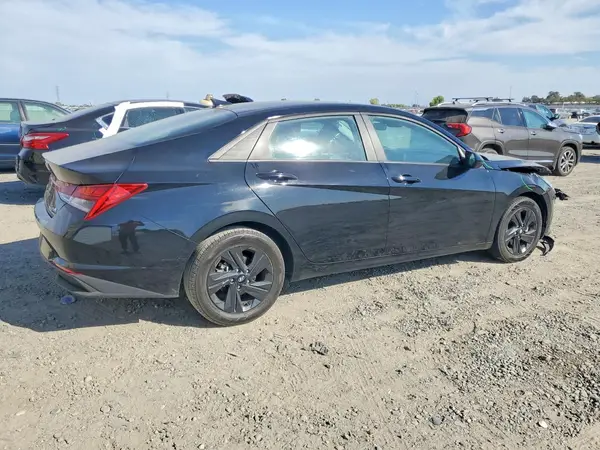 KMHLM4AJ9PU042777 — 2023 Hyundai Elantra, фото 3 с аукциона Copart 29.09.2026, Ходовая часть