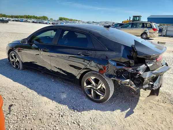 KMHLS4AGXPU624882 — 2023 Hyundai Elantra, фото 2 с аукциона Copart, Боковая часть