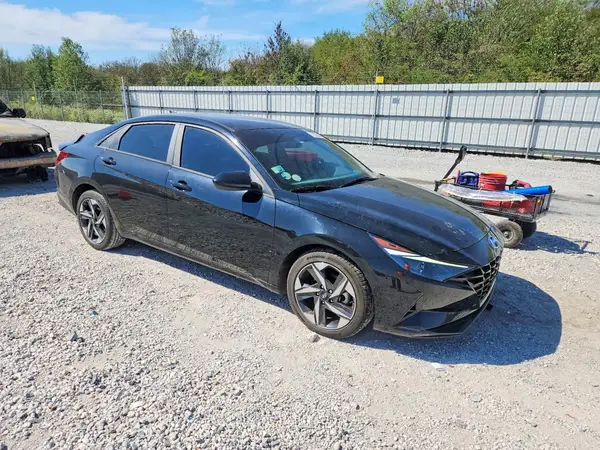 KMHLS4AGXPU624882 — 2023 Hyundai Elantra, фото 4 с аукциона Copart, Боковая часть