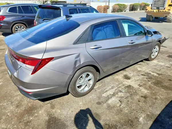 KMHLL4AG5PU470210 — 2023 Hyundai Elantra, фото 3 с аукциона Copart, Передняя часть