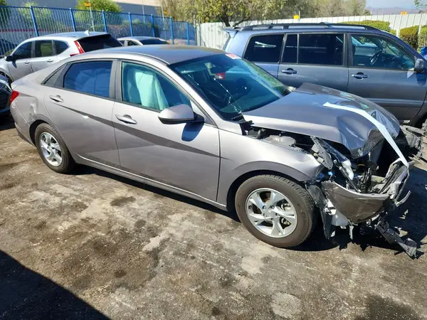 KMHLL4AG5PU470210 — 2023 Hyundai Elantra, фото 4 с аукциона Copart, Передняя часть