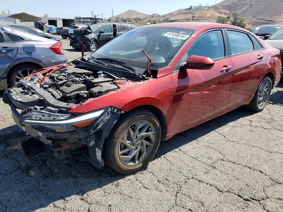 2024 Hyundai Elantra VIN KMHLM4DG7RU655743 фото 1