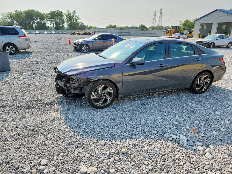 2024 HYUNDAI ELANTRA VIN KMHLS4DG5RU754132 фото 1
