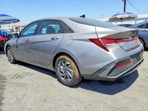 2024 Hyundai Elantra VIN KMHLM4DG4RU784944 фото 2