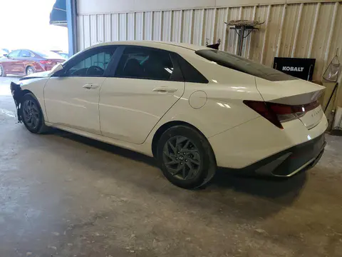 2024 HYUNDAI ELANTRA VIN KMHLM4DG7RU705380 фото 2