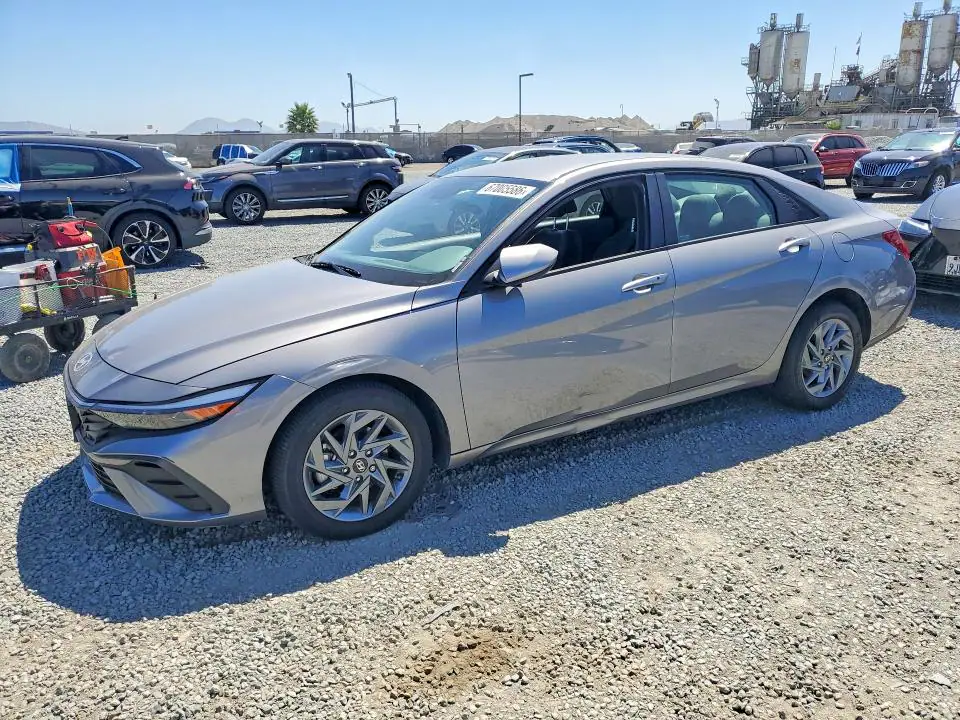 KMHLM4DG7RU808802 Hyundai Elantra 2024 — повреждение Передняя часть, фото до ремонта