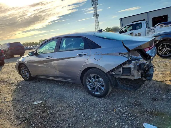 KMHLM4DG2RU733362 — 2024 Hyundai Elantra, фото 2 с аукциона Copart, Задняя часть