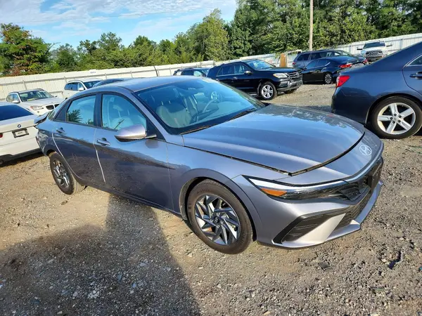 KMHLM4DG2RU733362 — 2024 Hyundai Elantra, фото 4 с аукциона Copart, Задняя часть