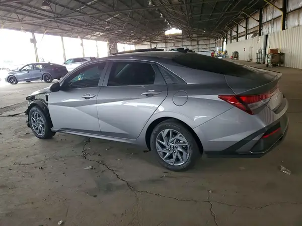 KMHLM4DG3RU778374 — 2024 Hyundai Elantra, фото 2 с аукциона Copart, Передняя часть