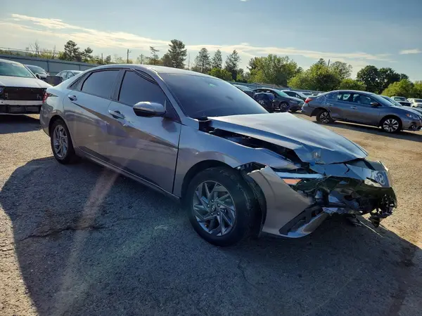 KMHLM4DG8RU681705 — 2024 Hyundai Elantra, фото 4 с аукциона Copart, Передняя часть