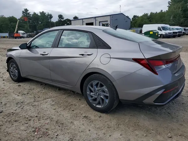 KMHLM4DG2RU779290 — 2024 Hyundai Elantra, фото 2 с аукциона Copart, Передняя часть