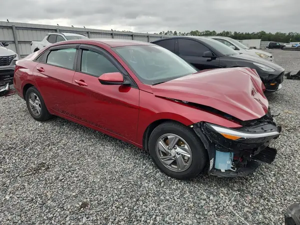 KMHLL4DG7RU801772 — 2024 Hyundai Elantra, фото 4 с аукциона Copart, Передняя часть
