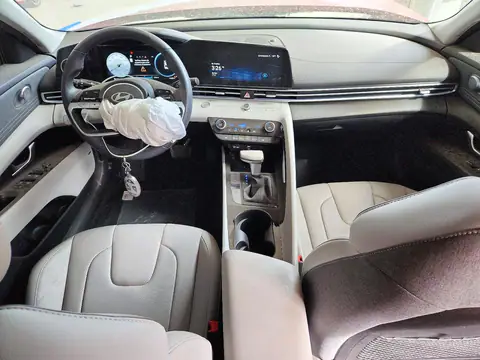KMHLP4DG0RU821236 — 2024 Hyundai Elantra, фото 8 с аукциона Copart, Передняя часть
