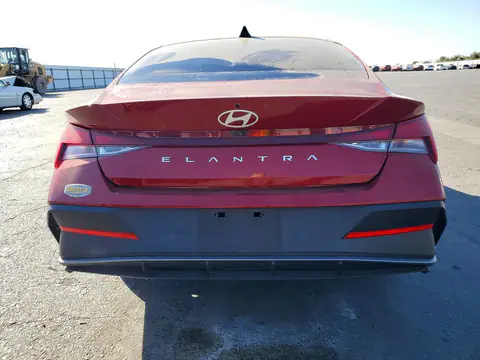 KMHLM4DG0RU698692 — 2024 Hyundai Elantra, фото 6 с аукциона Copart, Передняя часть