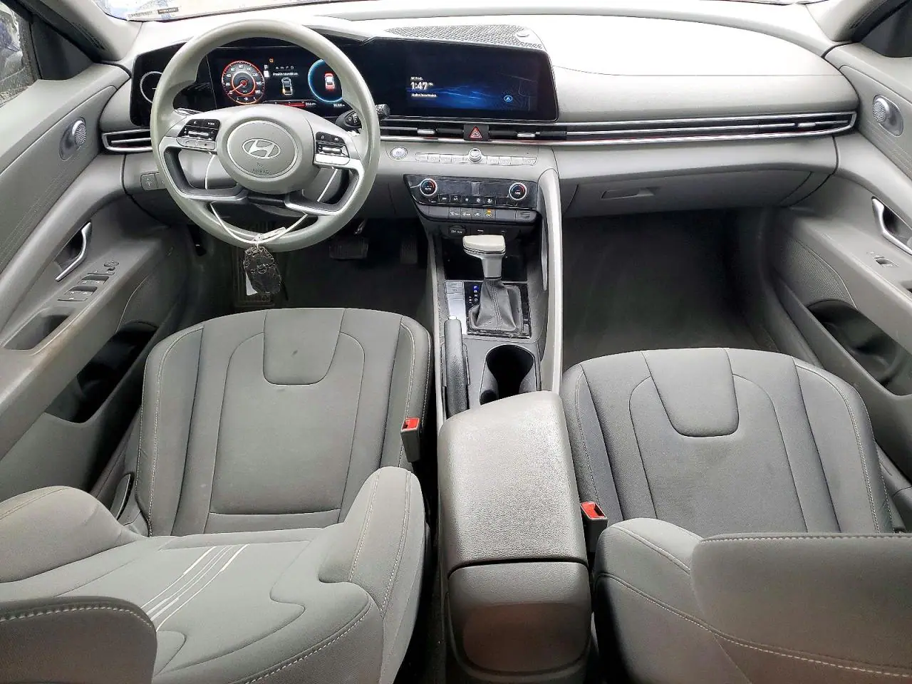 KMHLM4DG5RU756117 — 2024 Hyundai Elantra, фото 8 с аукциона Copart, Задняя часть