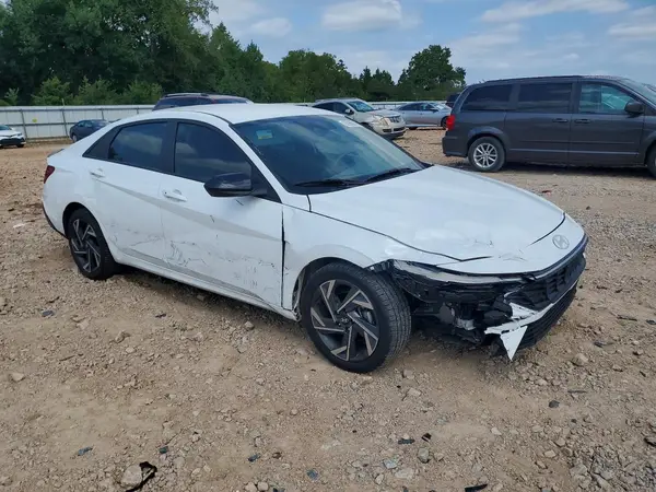 KMHLM4DJ4SU160174 — 2025 Hyundai Elantra, фото 4 с аукциона Copart, Передняя часть