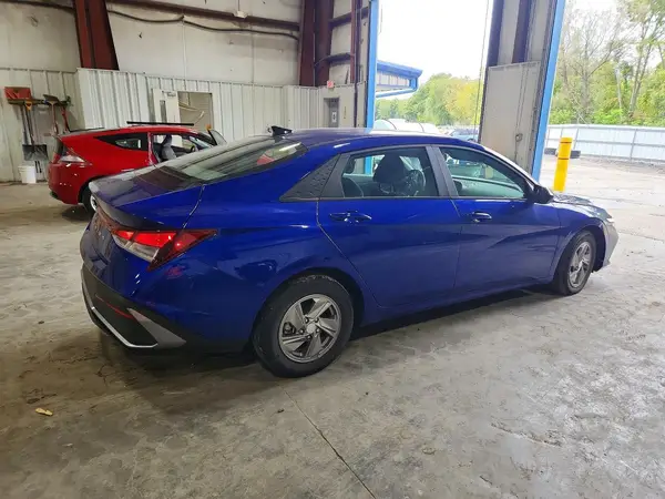 KMHLL4DG1SU858569 — 2025 Hyundai Elantra, фото 3 с аукциона Copart, Передняя часть