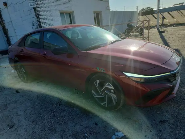 KMHLM4DG5SU934808 — 2025 Hyundai Elantra, фото 4 с аукциона Copart, Боковая часть
